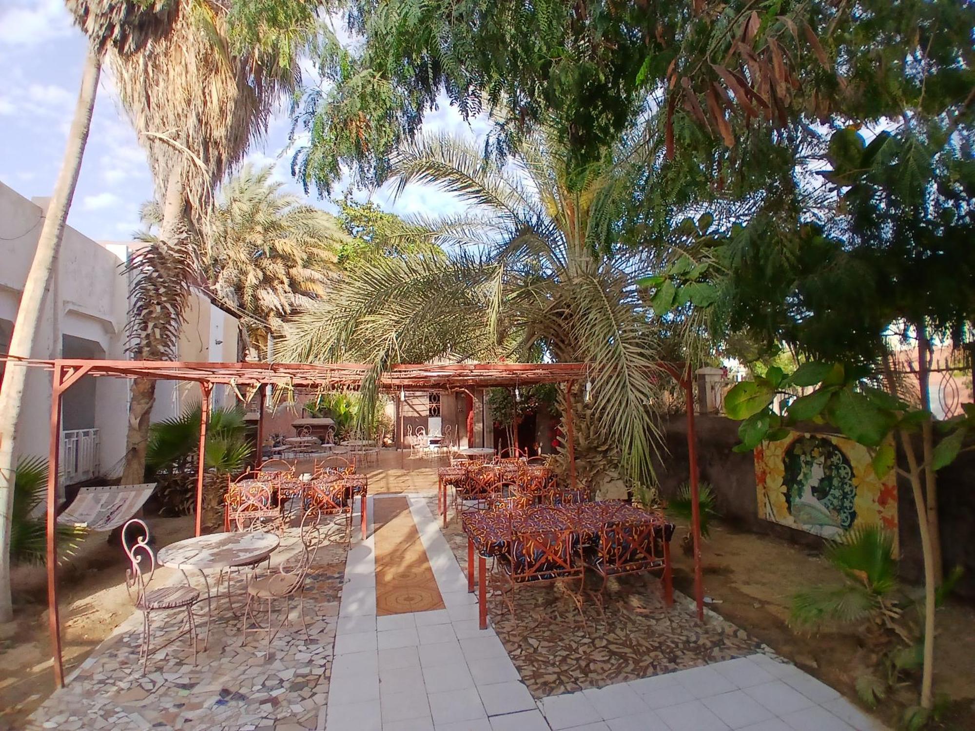 Auberge Triskell Nouakchott Exteriör bild