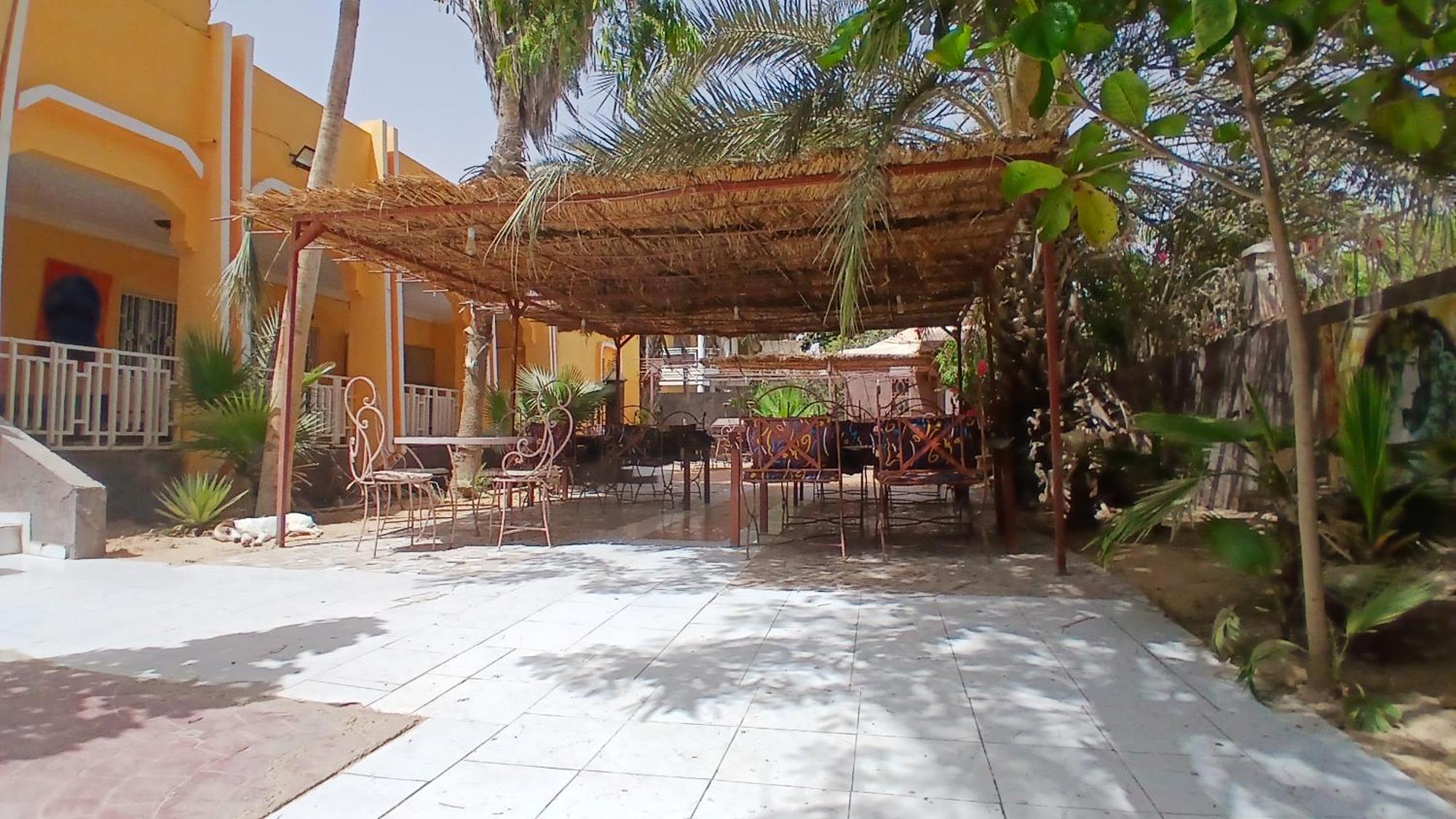Auberge Triskell Nouakchott Exteriör bild